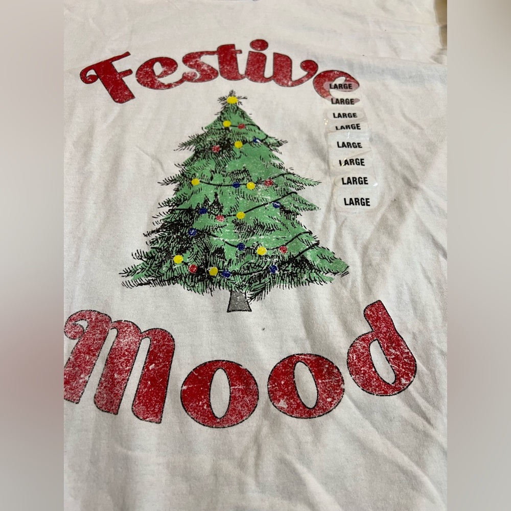 NWT Christmas Tree Short Sleeve T Shirt Tee Women large L Festive Mood - Picture 5 of 6